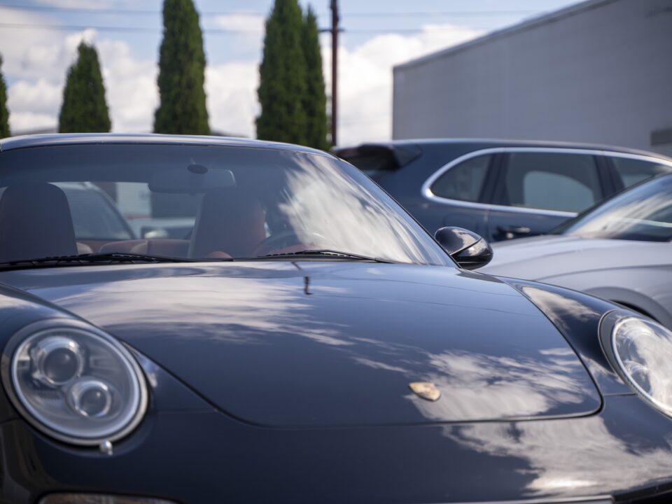 servis sedaciek luxusných aut